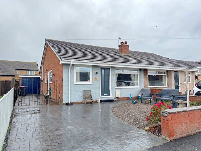 3 Bedroom Semi-Detached Bungalow For Sale In Buttermere Avenue, Fleetwood, FY7