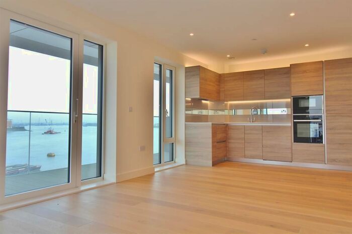 2 Bedroom Flat To Rent In Duke Of Wellington Avenue, Riverside Royal Arsenal, London, SE18