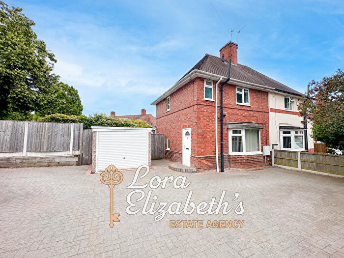 3 Bedroom Semi-Detached House For Sale In Totley Close, Nottingham, Nottingham City, NG6