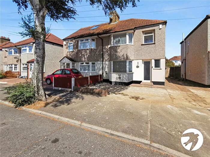 4 Bedroom Semi-Detached House To Rent In Elsa Road, Welling, DA16