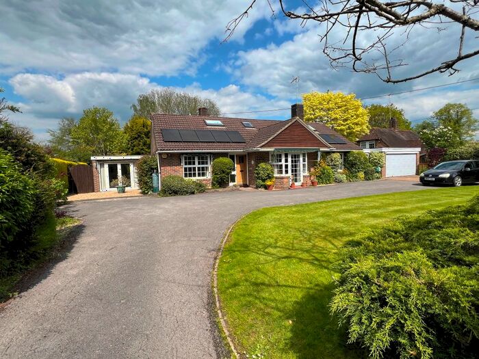 4 Bedroom Bungalow For Sale In Inishbeg, Park Street, Slinfold, Horsham, RH13
