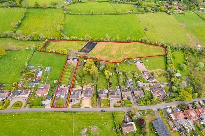 4 Bedroom Equestrian Property For Sale In Trench Lane, Oddingley, Droitwich Spa, Worcestershire, WR9