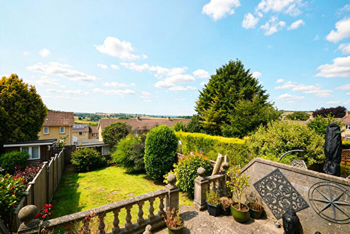 3 Bedroom Terraced House For Sale In Poolemead Road, Bath, BA2