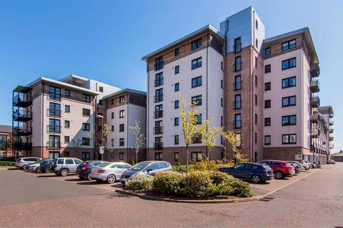 2 Bedroom Flat To Rent In Constitution Place, Leith, Edinburgh, EH6