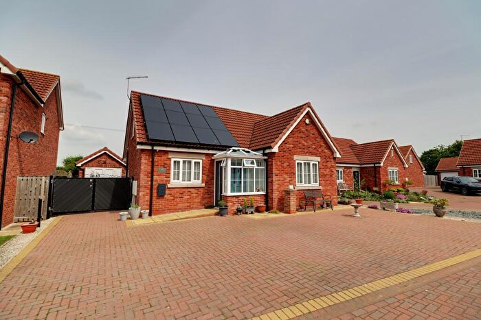 3 Bedroom Bungalow For Sale In Christophers Meadow, West Butterwick, Lincolnshire, DN17
