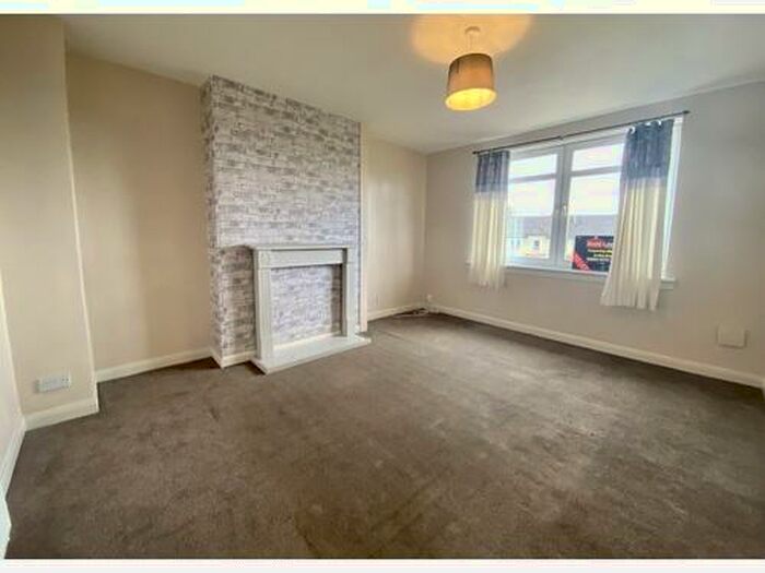 2 Bedroom Flat To Rent In Western Road, Kilmarnock, KA3