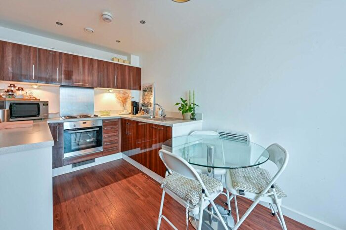 1 Bedroom Flat To Rent In Guildford Road, Woking, GU22