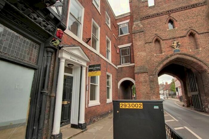 2 Bedroom Flat To Rent In Amphion House, North Bar Without, Beverley, HU17