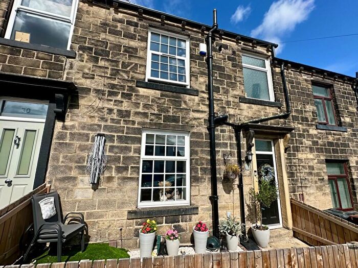 2 Bedroom House For Sale In Clarke Street, Calverley, LS28