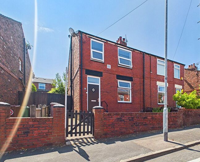 3 Bedroom Semi Detached House For Sale In Gladstone Street, West Park, St Helens, WA10