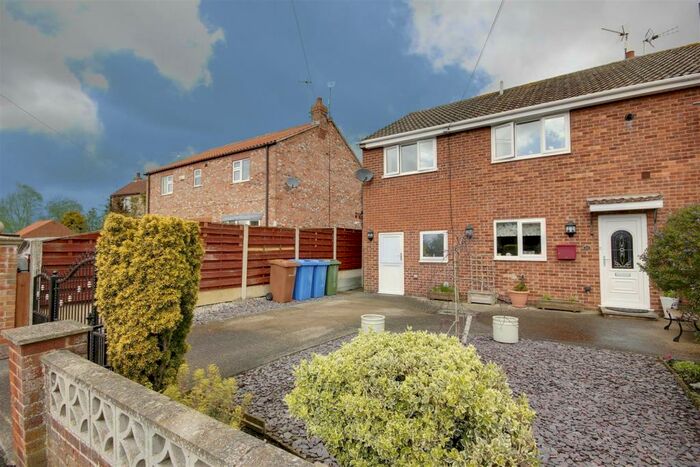 4 Bedroom Semi-Detached House For Sale In Back Street, Laxton, DN14