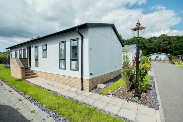 2 Bedroom Park Home For Sale In Three Legged Cross, Wimborne, Dorset, BH21