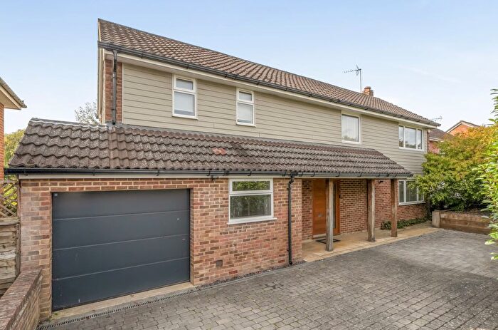 4 Bedroom Detached House For Sale In Lakeside, Bracknell, Berkshiref, RG42