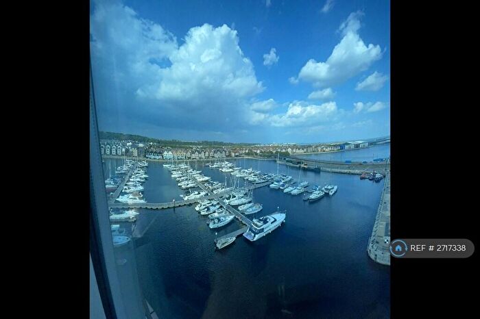 2 Bedroom Flat To Rent In Marina Point East, Chatham, ME4