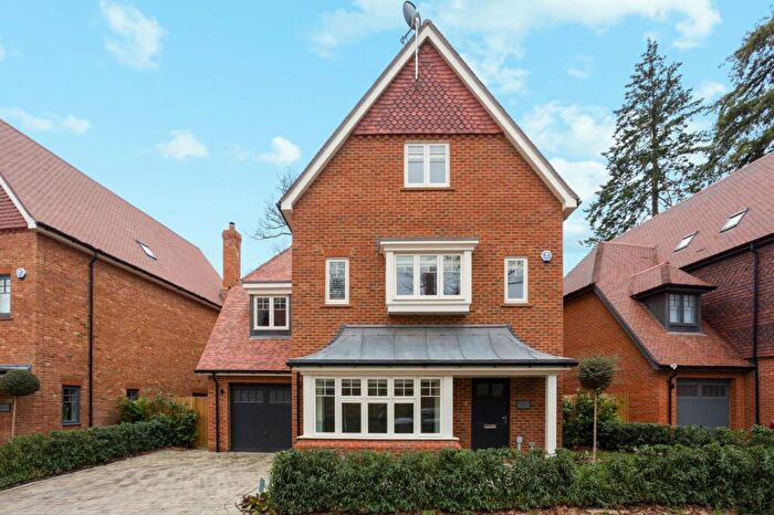 4 Bedroom Detached House To Rent In Holly Hill Drive, Sunningdale, Berkshire, SL5