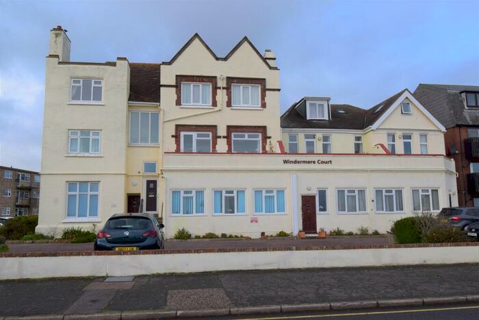 1 Bedroom Flat To Rent In Windermere Court, Marine Parade East, Clacton-on-Sea, CO15