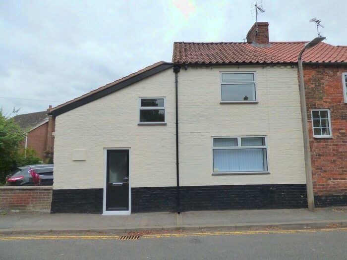 2 Bedroom End Of Terrace House To Rent In South Street, Caistor, LN7