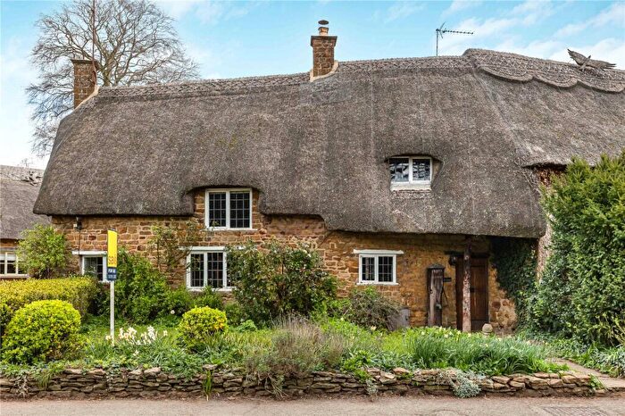 3 Bedroom End Of Terrace House For Sale In Cumberford, Bloxham, Banbury, Oxfordshire, OX15