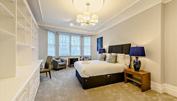 4 Bedroom Flat To Rent In Strathmore Court, Park Road, London, NW8