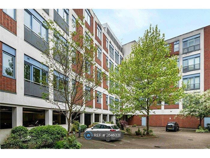 1 Bedroom Flat To Rent In Exchange House, London, N8