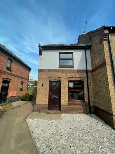 2 Bedroom House To Rent In Finisterre Rise, Caister-on-Sea, Great Yarmouth, NR30