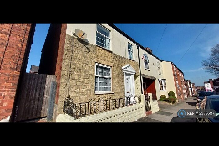 4 Bedroom Semi-Detached House To Rent In Lever Street, Hazel Grove, Stockport, SK7