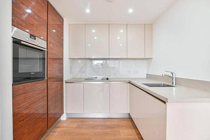 2 Bedroom Flat To Rent In High Road, Wembley, HA9