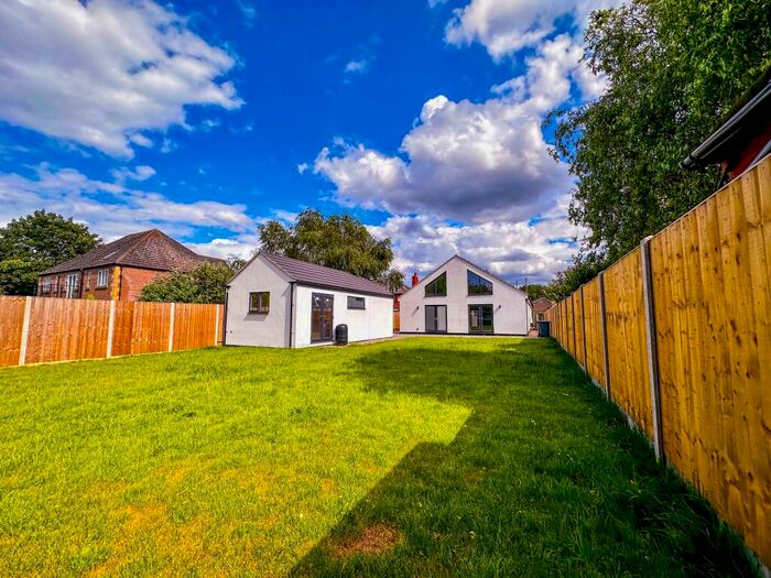 4 Bedroom Detached Bungalow To Rent In Jerusalem Road, Skellingthorpe, Lincoln, LN6