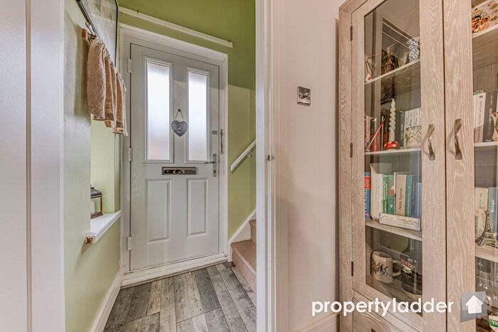 3 Bedroom End Of Terrace House For Sale In Cavell Road, Norwich, NR1