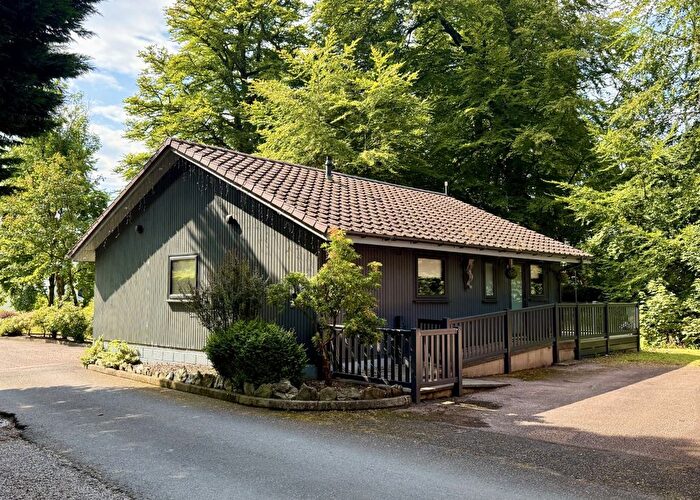 3 Bedroom Mobile/park Home For Sale In Lapwing, Drimsynie Holiday Village, Lochgoilhead, PA24