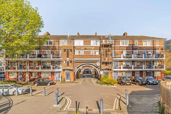 2 Bedroom Flat For Sale In Arnold Estate, Tower Bridge, SE1