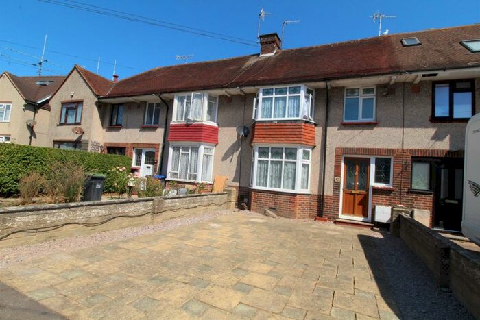 3 Bedroom House To Rent In Congreve Road, Worthing, BN14