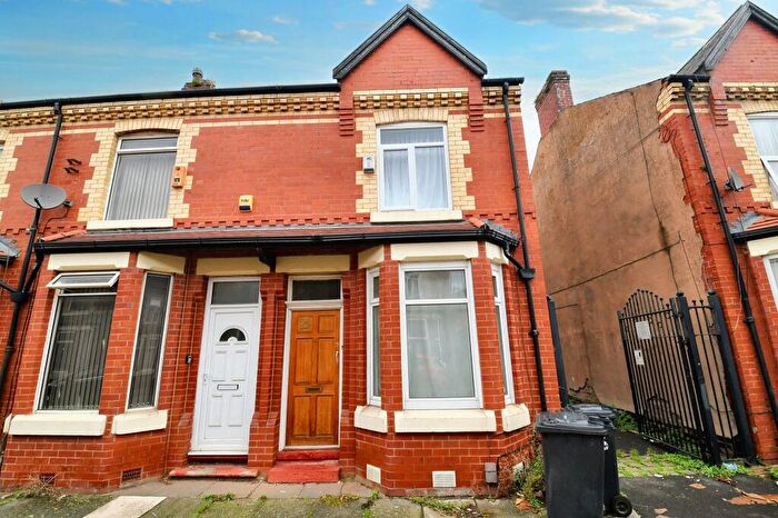 2 Bedroom Terraced House For Sale In Welford Street, Salford, M6