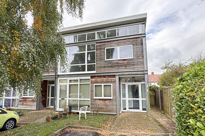 1 Bedroom Flat To Rent In Headington, Oxford, OX3