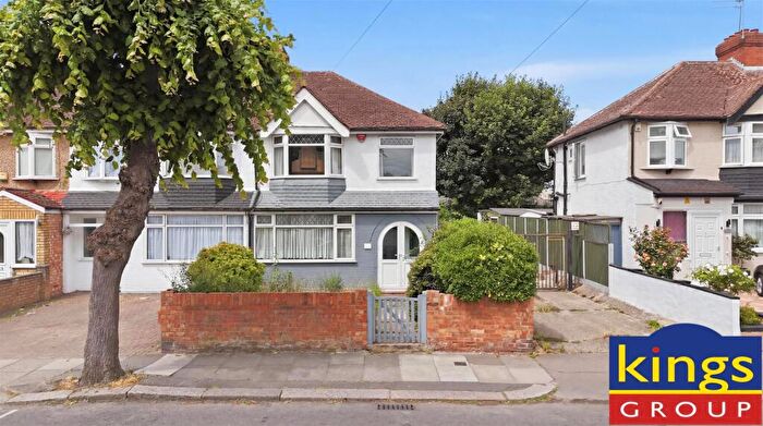 3 Bedroom End Of Terrace House For Sale In Latymer Road, Edmonton, N9