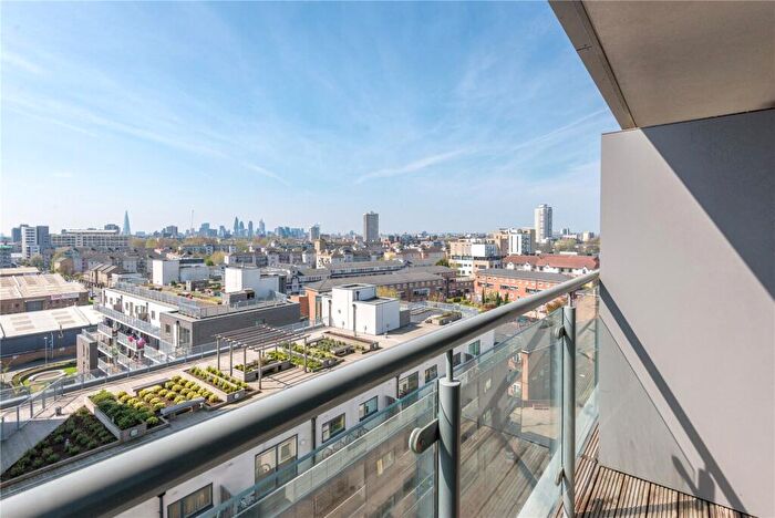 1 Bedroom Apartment For Sale In Aqua Vista Square, Bow Common, E3