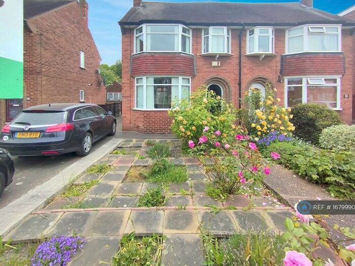 3 Bedroom Semi-Detached House To Rent In Auckland Avenue, Hull, HU6