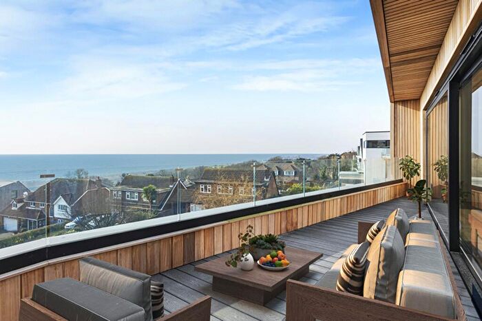 2 Bedroom Penthouse For Sale In Naildown Road, Hythe, Kent, CT21