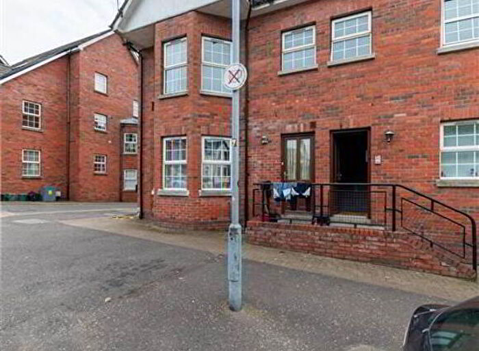 5 Bedroom TownHouse For Sale In B Ashley Avenue, Belfast, BT9