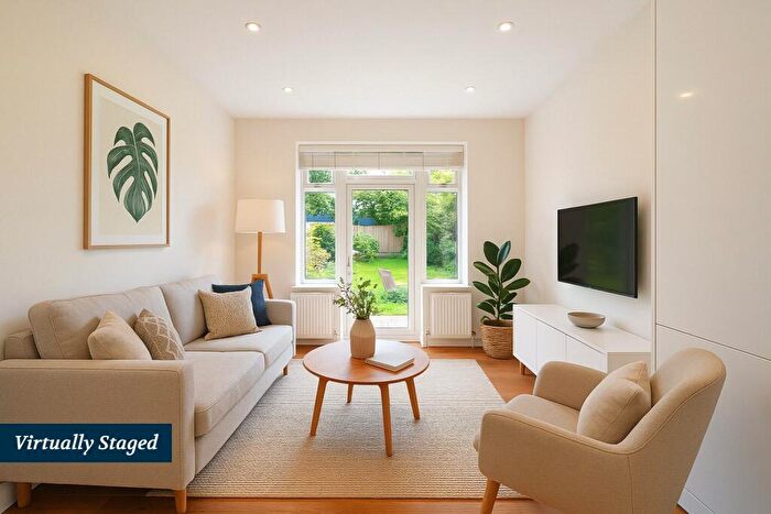 2 Bedroom Flat To Rent In Harlesden Road, Willesden Green, NW10