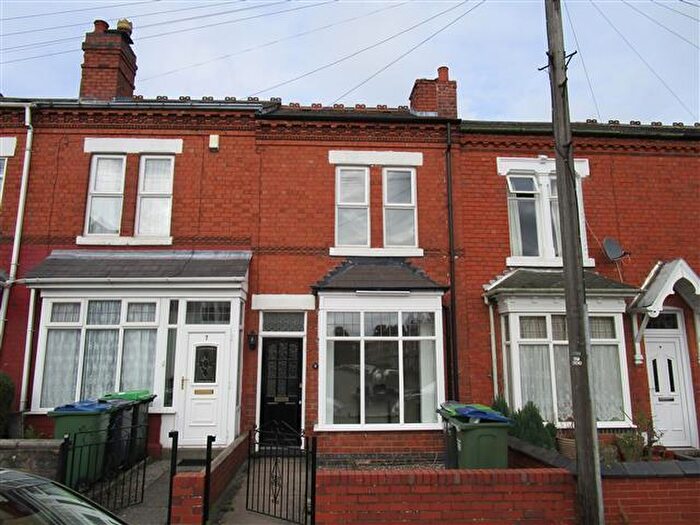2 Bedroom House To Rent In Long Hyde Road, B67