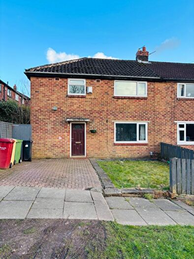 3 Bedroom Semi-Detached House To Rent In Ennerdale Avenue, Bolton, BL2