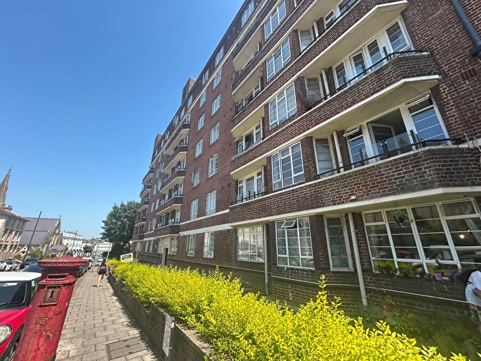 1 Bedroom Flat To Rent In Queens Road, Bristol, BS8