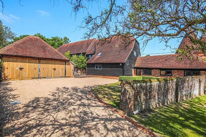 4 Bedroom Barn Conversion For Sale In Smallbridge Road, Horsmonden, Kent, TN12