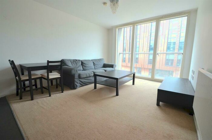2 Bedroom Apartment To Rent In Nottingham One, NG1