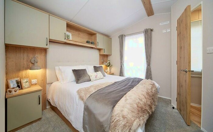 2 Bedroom Mobile Home For Sale In Ghants Lane, Hambleton, FY6