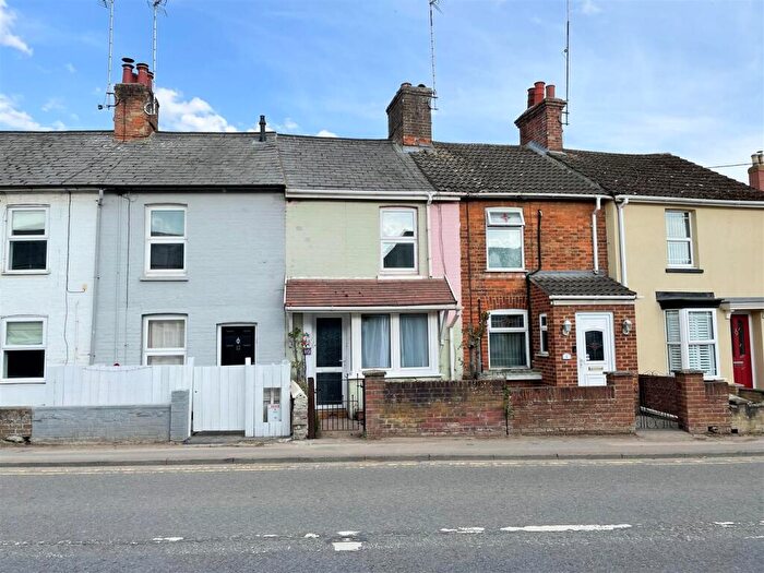 2 Bedroom House To Rent In Woburn Road, Heath And Reach, LU7