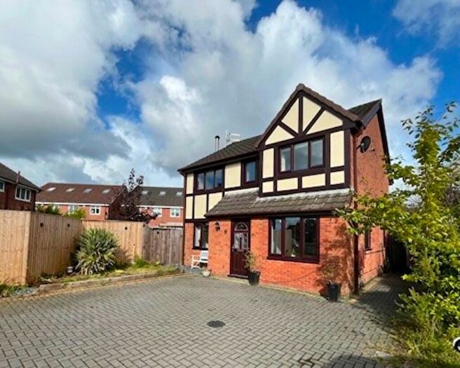 4 Bedroom Detached House To Rent In Rosebank, Lea, Preston, PR2
