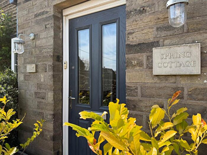 2 Bedroom Cottage For Sale In Mill Moor Road, Meltham, Holmfirth, HD9