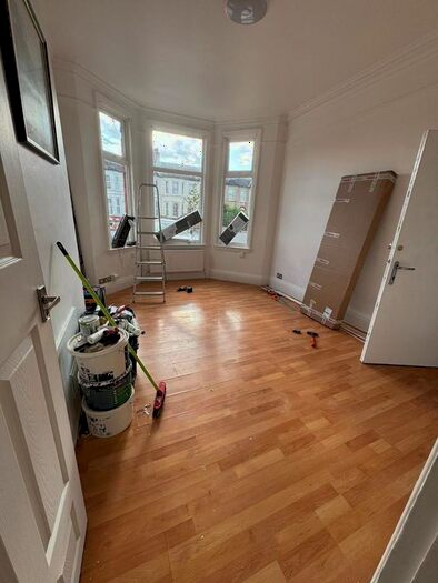 1 Bedroom Studio To Rent In Hither Green Lane, Lewisham, London, SE13